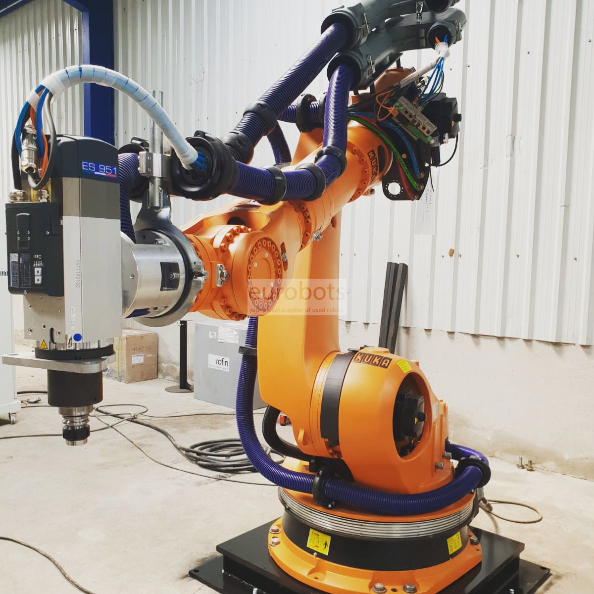 Milling robot system |