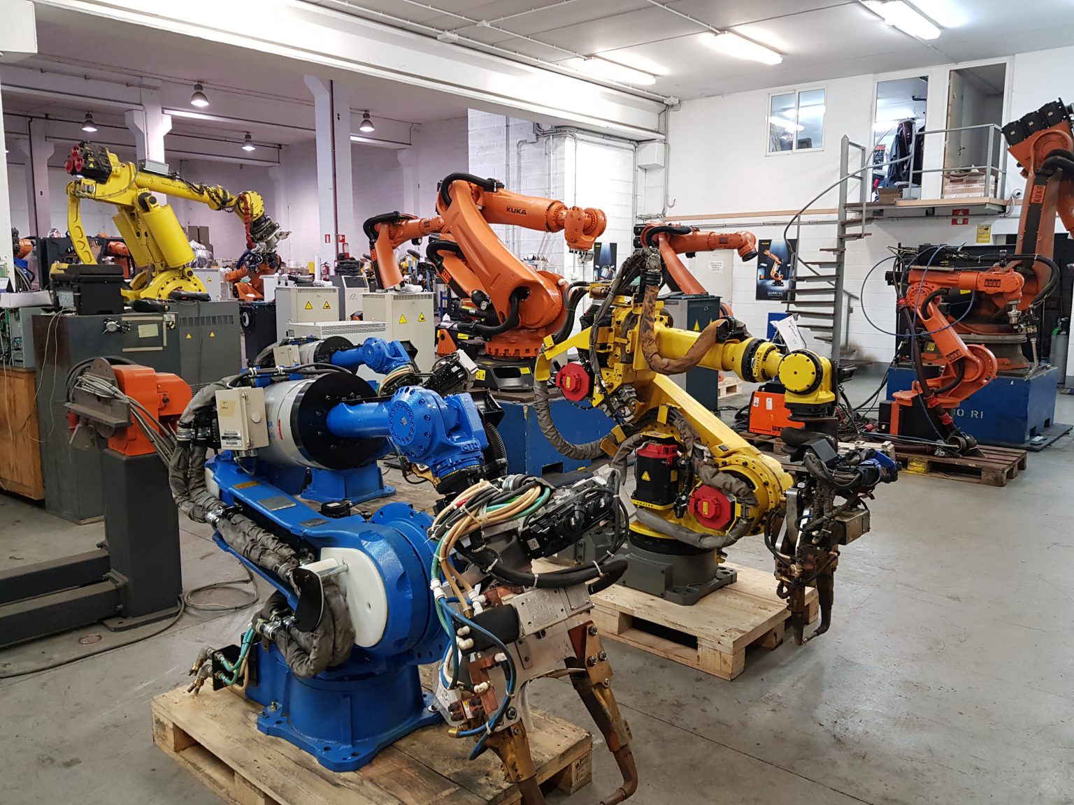 TECNOLOGÍAS AVANZADAS DE MECANIZADO Y AUTOMATIZACIÓN CNC AUMENTAN LA