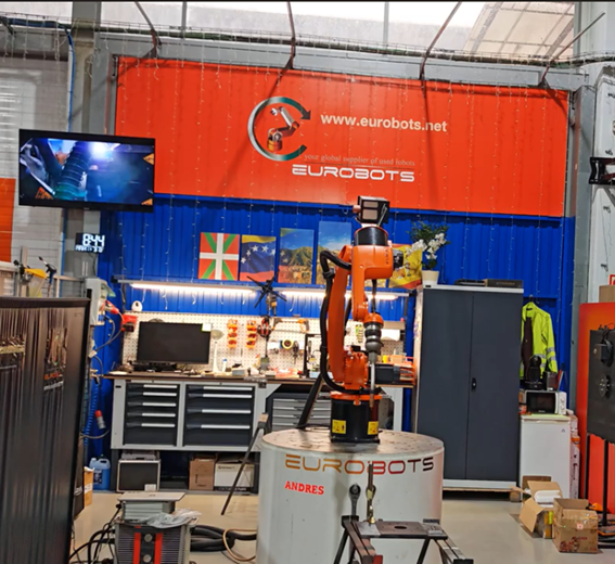 Robot industrial KUKA KR 8 R1620 arc HW para soldadura automatizada